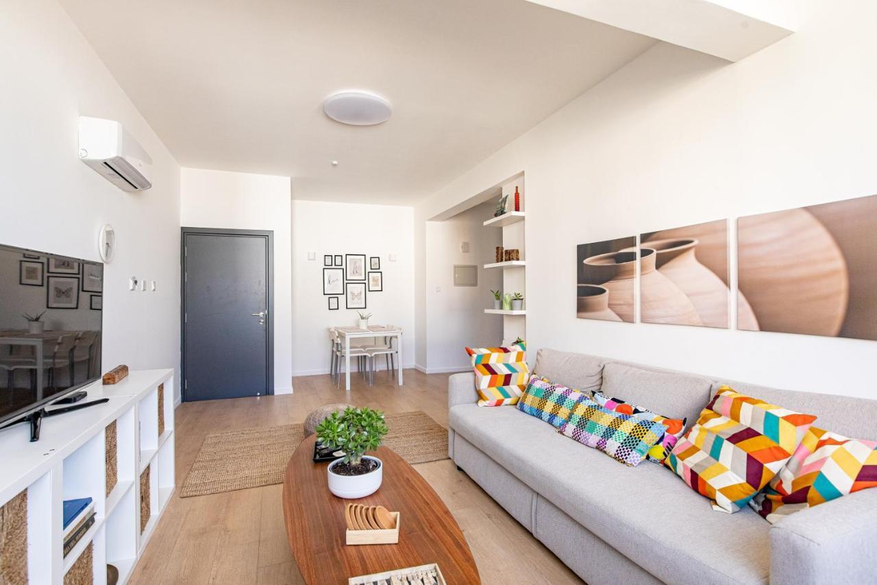 City Center Apartment Nicosia Buitenkant foto