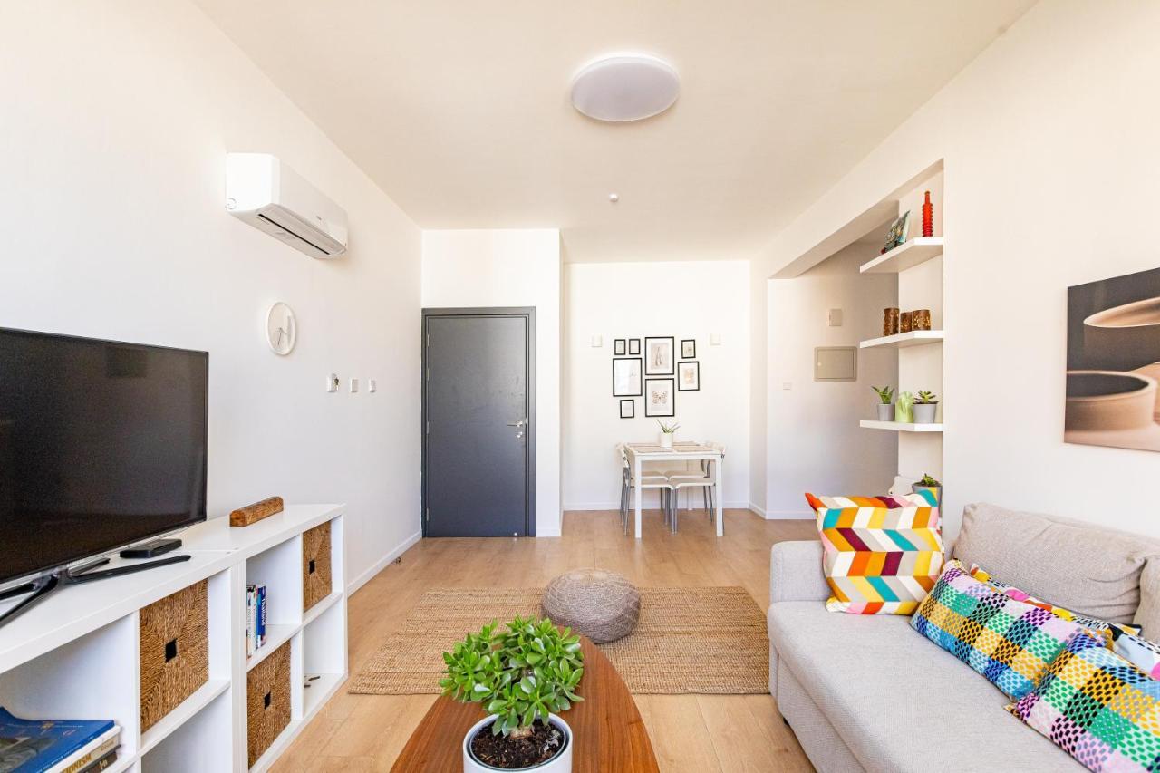City Center Apartment Nicosia Buitenkant foto